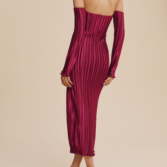 L'IDEE Gatsby Cold-Shoulder Midi Dress - Picture 2 of 10